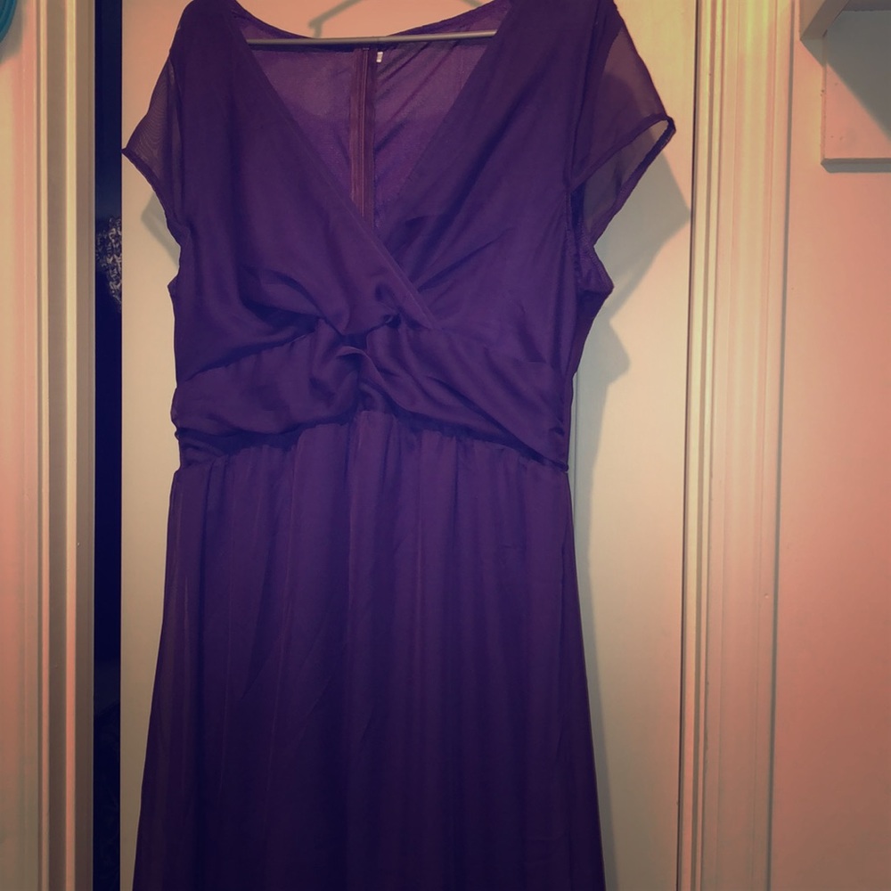 Purple floor length dress. Never worn!!